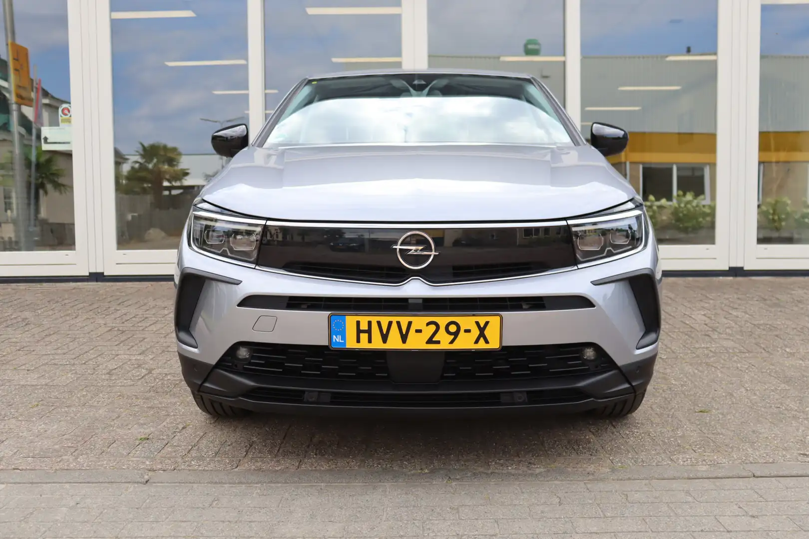 Opel Grandland 1.2 Turbo 130 Pk , Automaat, Cruise Control, Clima Grijs - 2