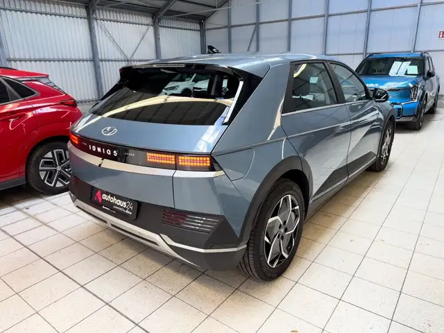 Hyundai Ioniq 5 view 5