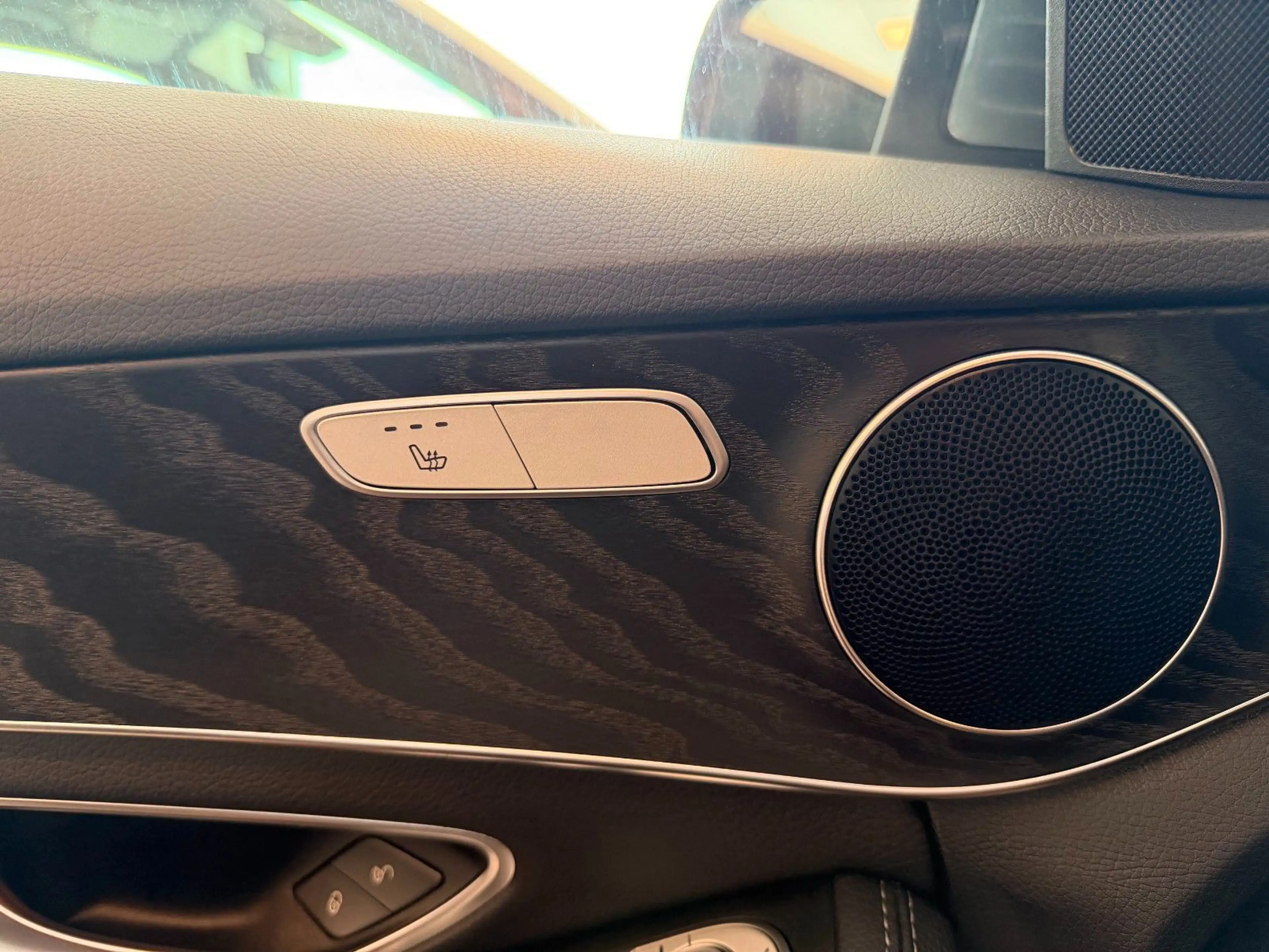Mercedes-Benz C 200 AMG 9G-Tr. LED Rü-Ka SHZ TWA SHD CarPlay — photo 13