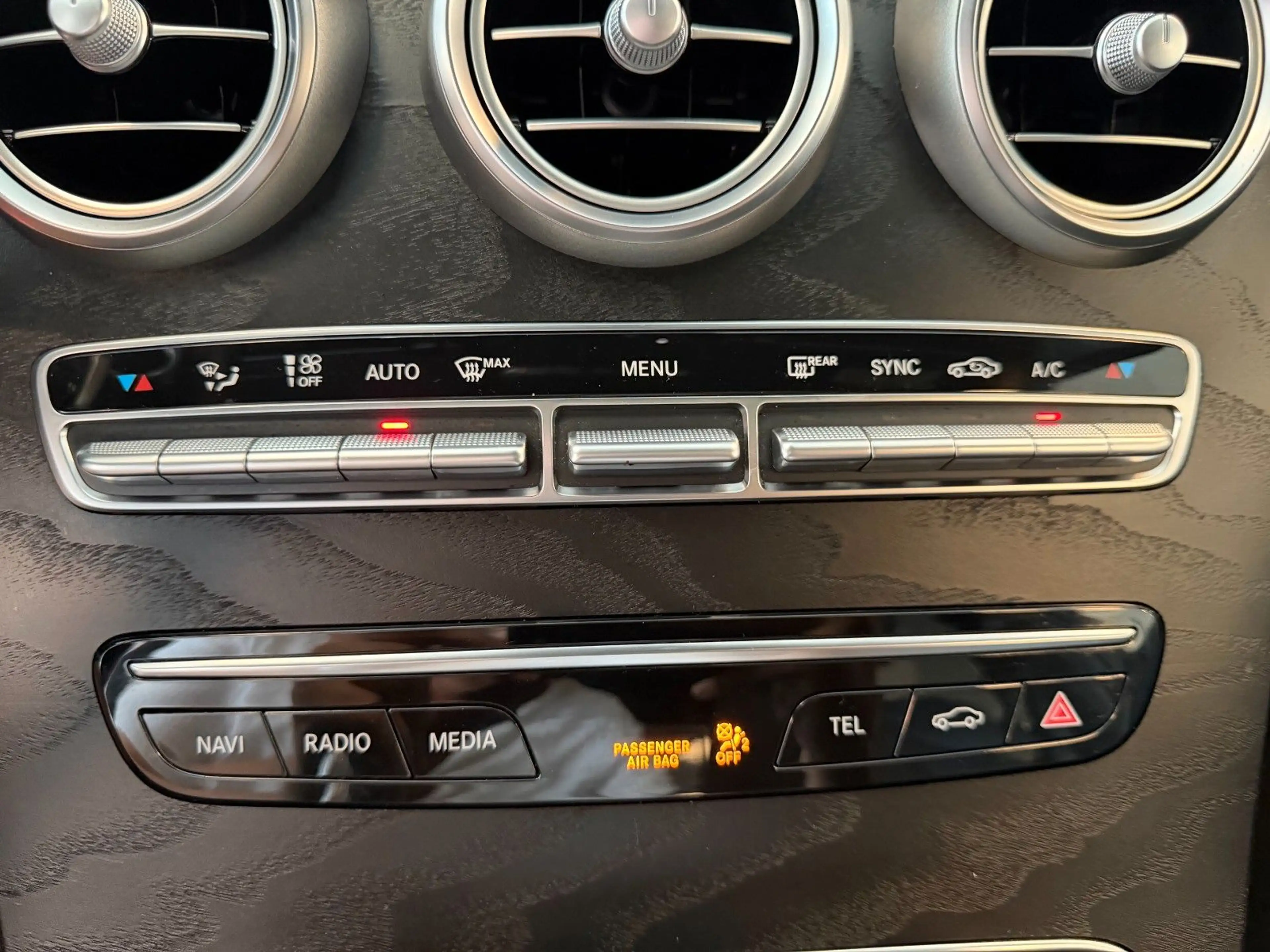 Mercedes-Benz C 200 AMG 9G-Tr. LED Rü-Ka SHZ TWA SHD CarPlay — photo 23