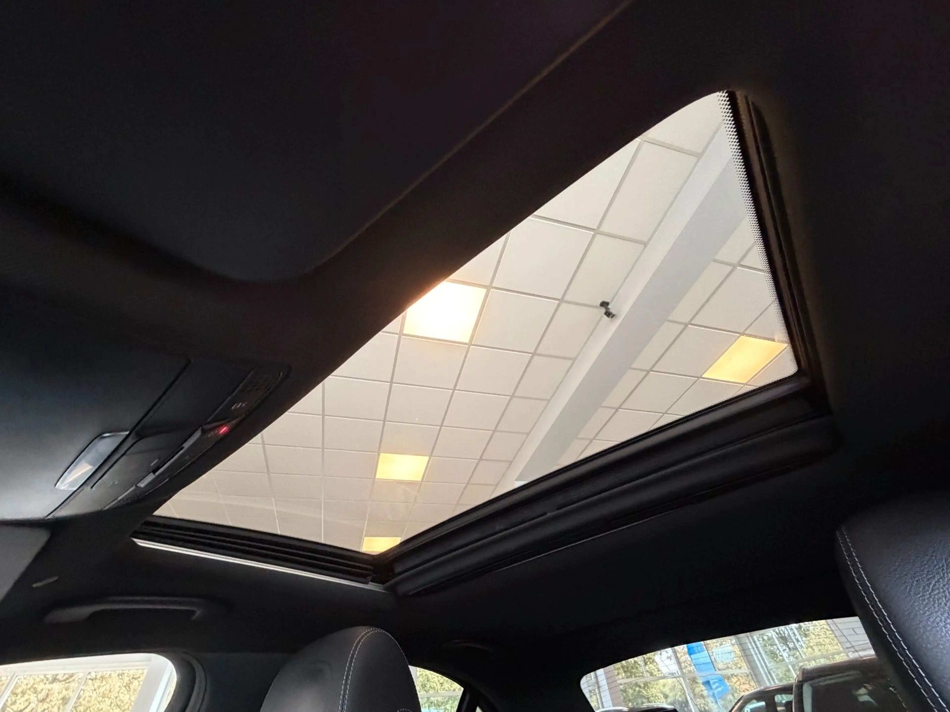 Mercedes-Benz C 200 AMG 9G-Tr. LED Rü-Ka SHZ TWA SHD CarPlay — photo 28