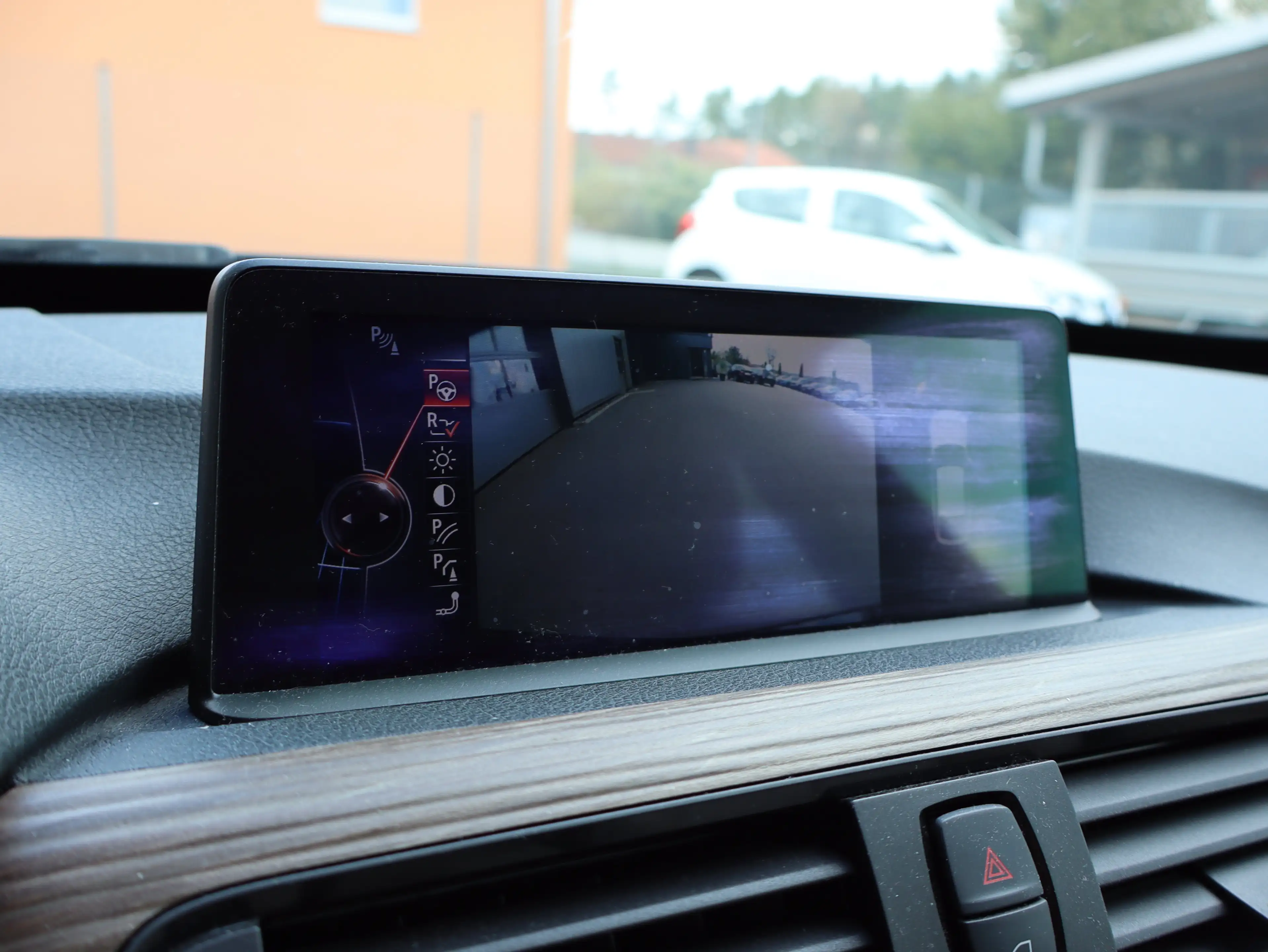 BMW 335 i GT Sport-Aut. MODERN LINE *NAVI*XENON*LEDER*AHK* — photo 12