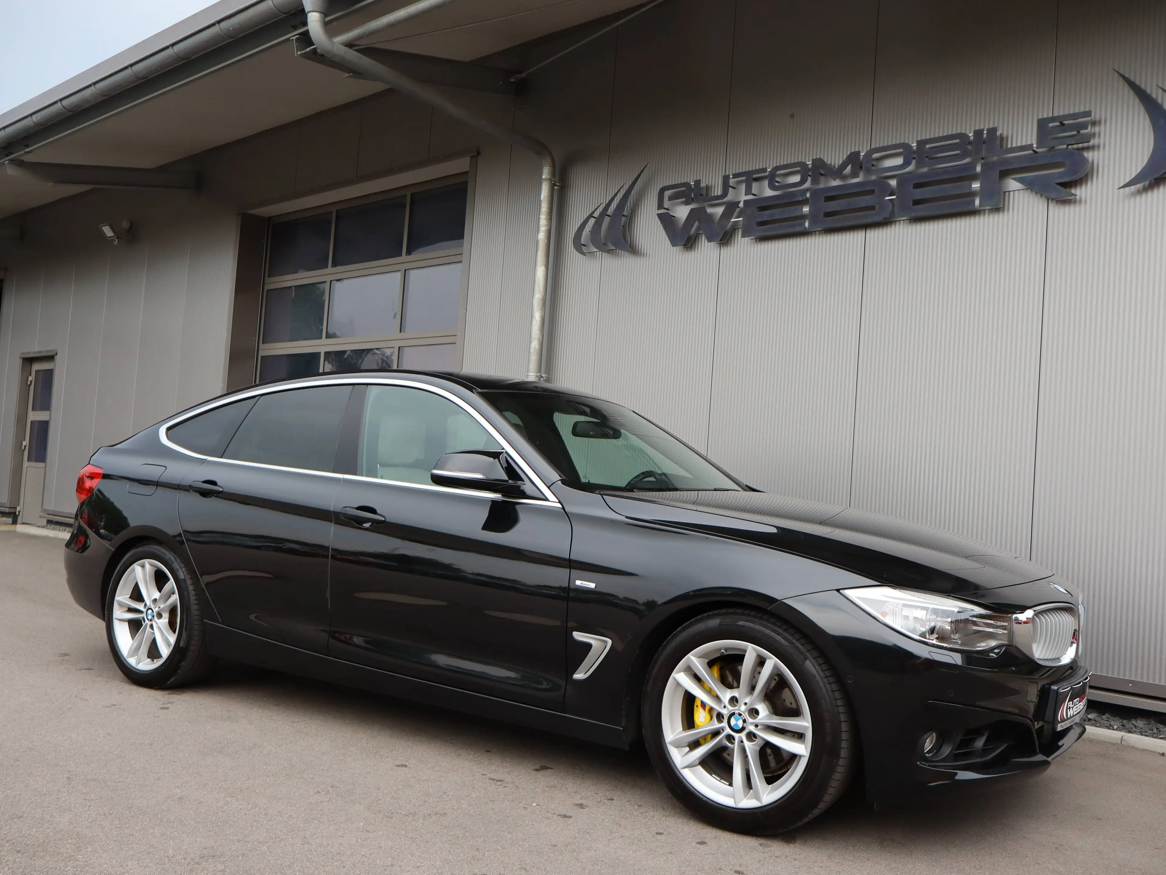 BMW 335 i GT Sport-Aut. MODERN LINE *NAVI*XENON*LEDER*AHK*