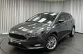 Ford Focus 1.0i EcoB. / Clipper / Navi / Bluetooth / ... Grijs - thumbnail 1