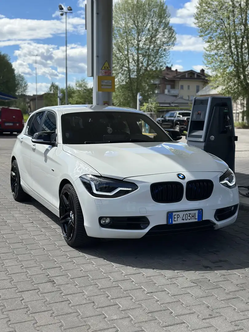 BMW 118 118i 5p Sport - 1