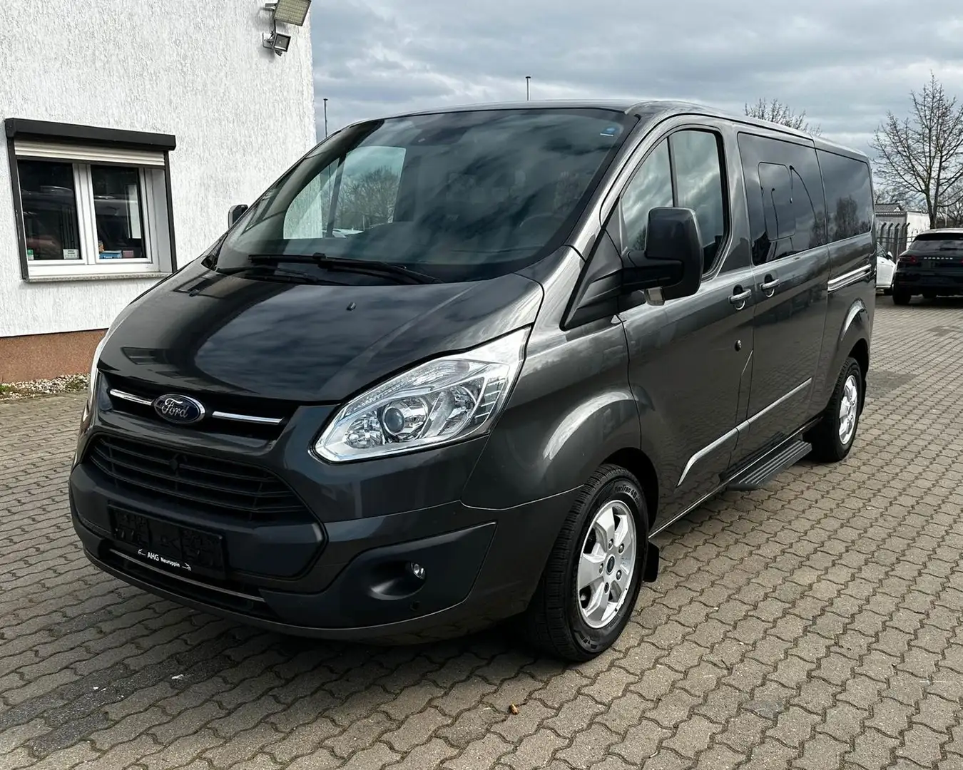 Ford Tourneo Custom Ford Tourneo Custom Titanium L2 Automatik Xenon Gri - 1