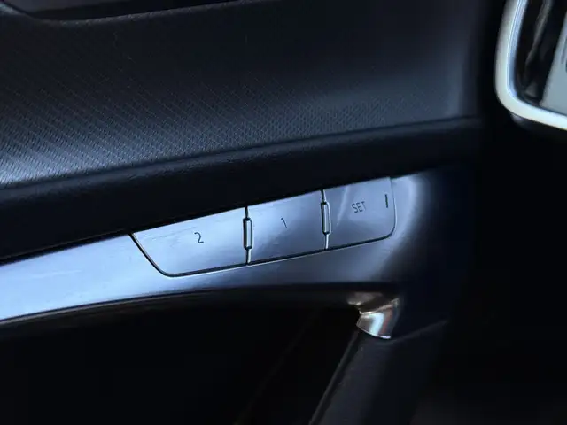 Audi A6 view 23