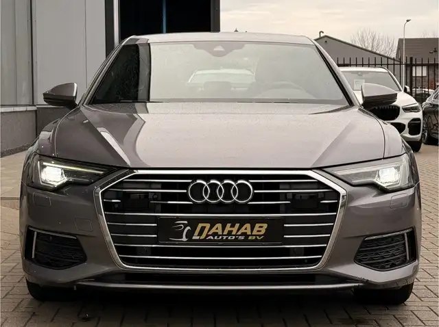 Audi A6 view 5