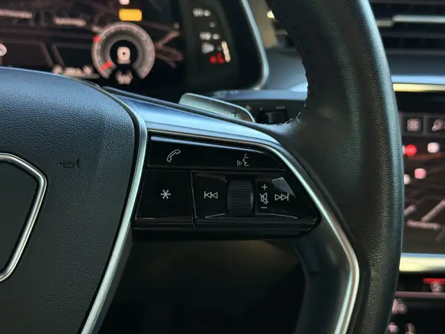 Audi A6 view 19