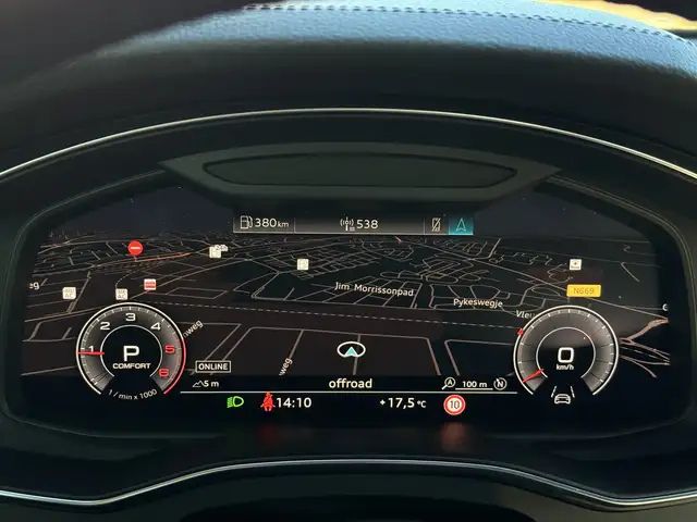 Audi A6 view 20