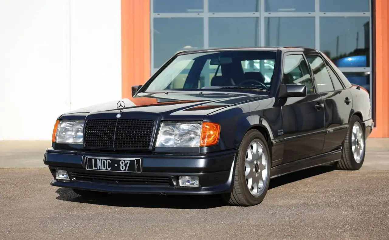 Mercedes-Benz 300