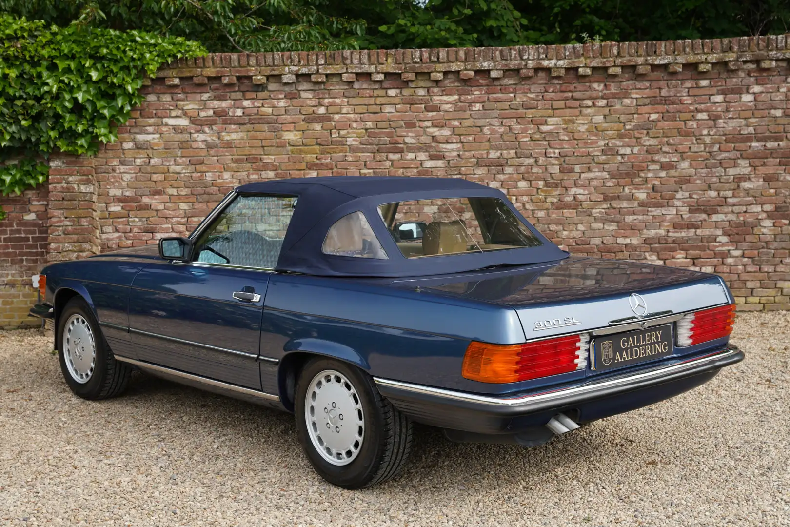 Mercedes-Benz SL 300 A true driver's car with correct Mercedes Benz dea Albastru - 2