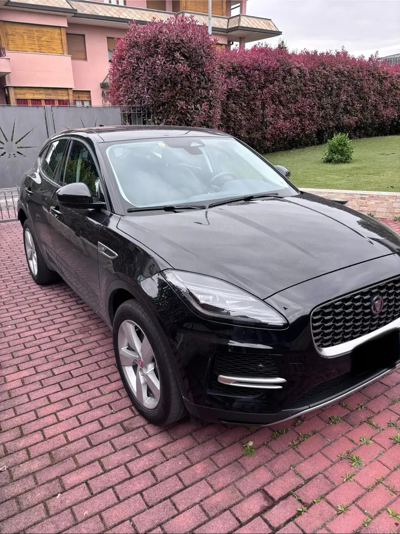 Jaguar E-Pace 2.0d i4 mhev R-Dynamic Black awd 163cv auto - 1