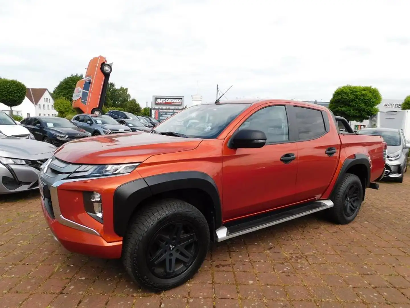 Mitsubishi L200 DC 2.2D Select Automatik 4WD AHK Navi Kamera Naranja - 1