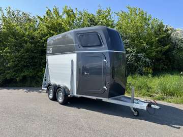 APT 2500 Thensa Limited Edition 2 paards antr