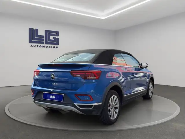 Volkswagen T-Roc view 6