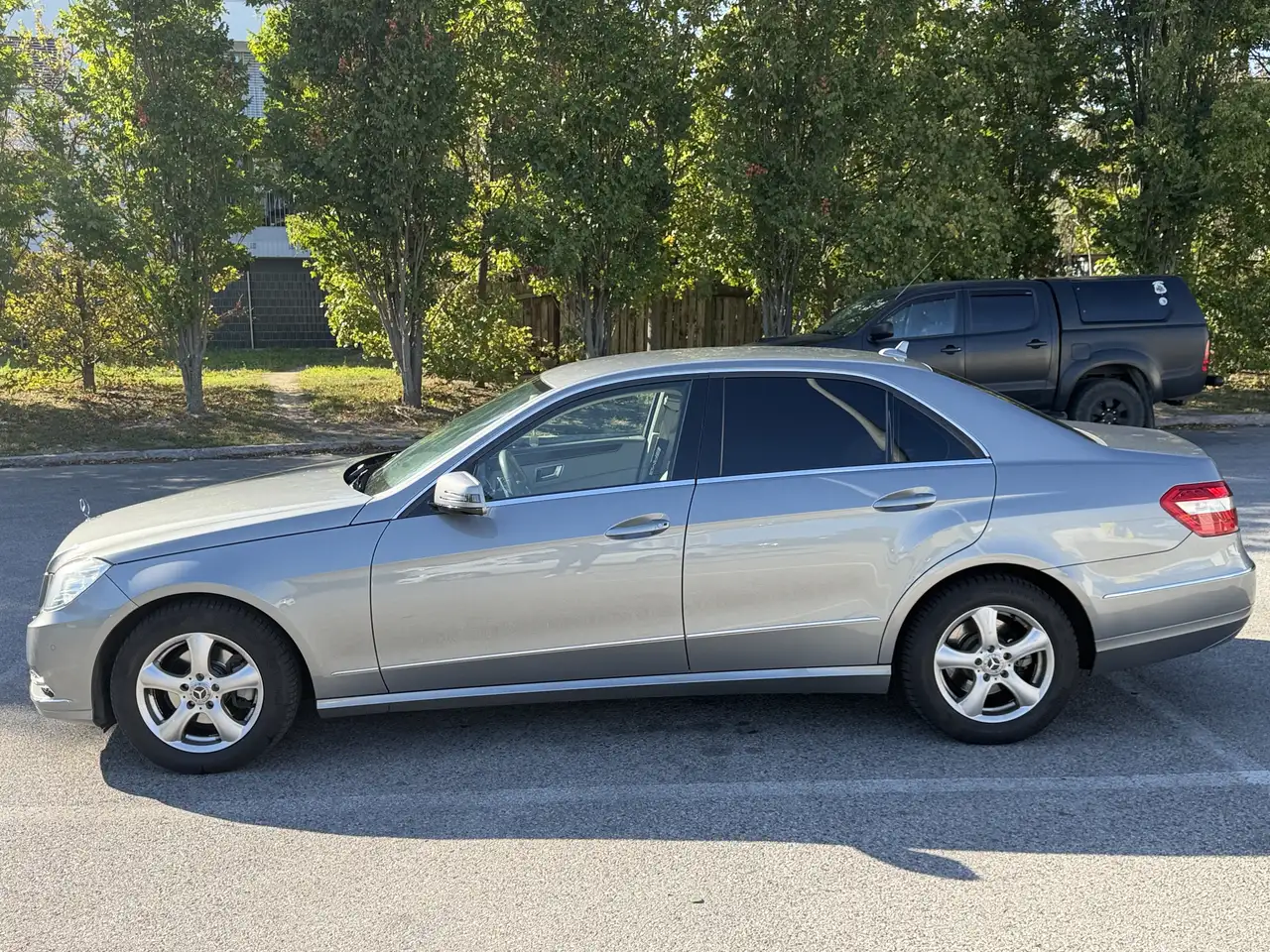 Mercedes-Benz E 200