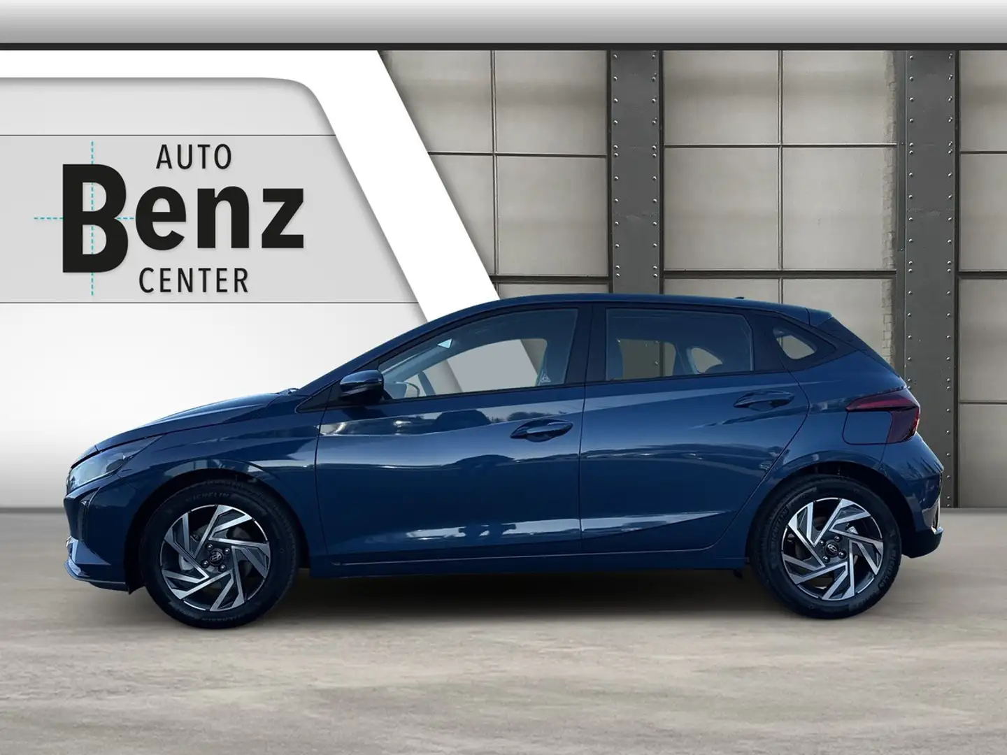 Hyundai i20 FL (MY25) 1.0 T-GDI (100 PS) 6-MT 2WD Trend, Bose Bleu - 2