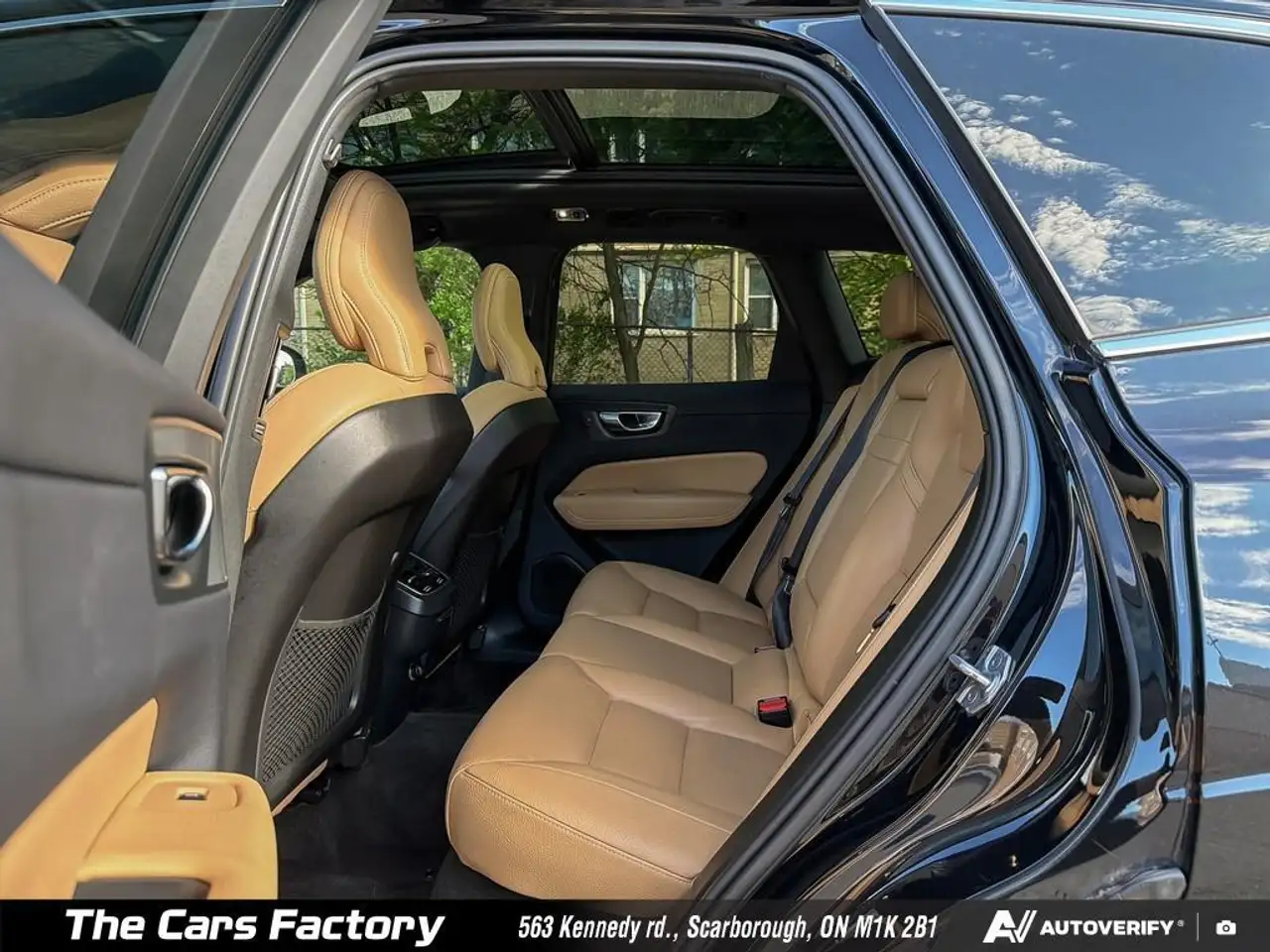Volvo XC60 снимка Volvo XC60