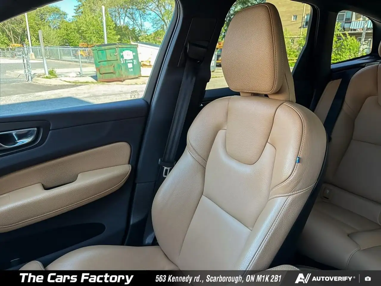 Volvo XC60 снимка Volvo XC60