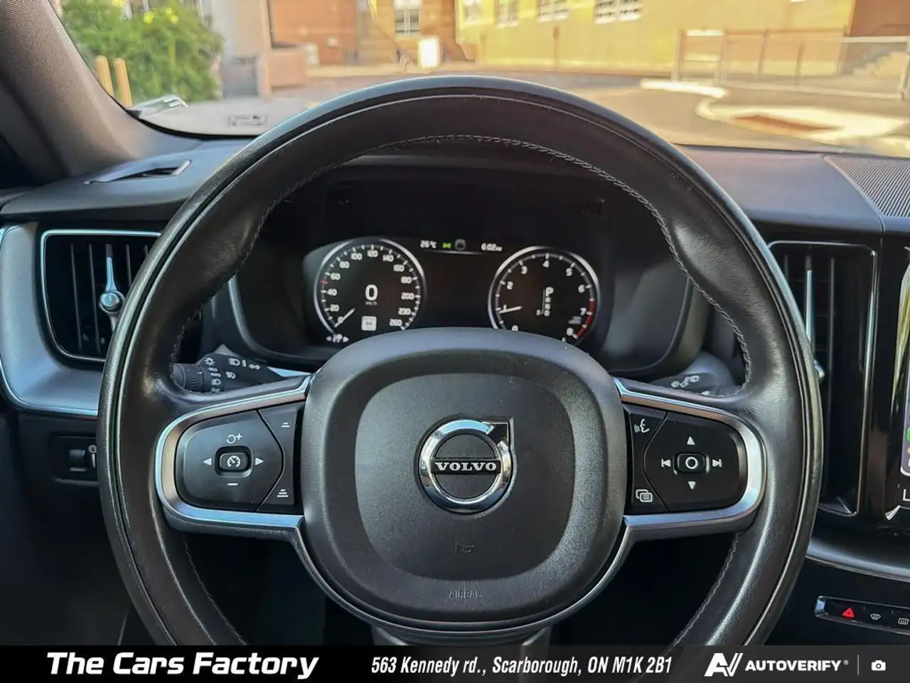 Volvo XC60 снимка Volvo XC60