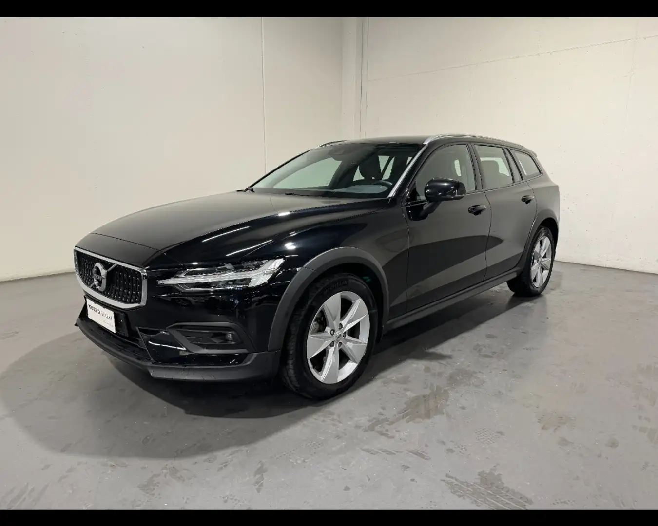 Volvo V60 Cross Country V60  CROSS COUNTRY B4 AWD  GEARTRONIC PLUS - 1
