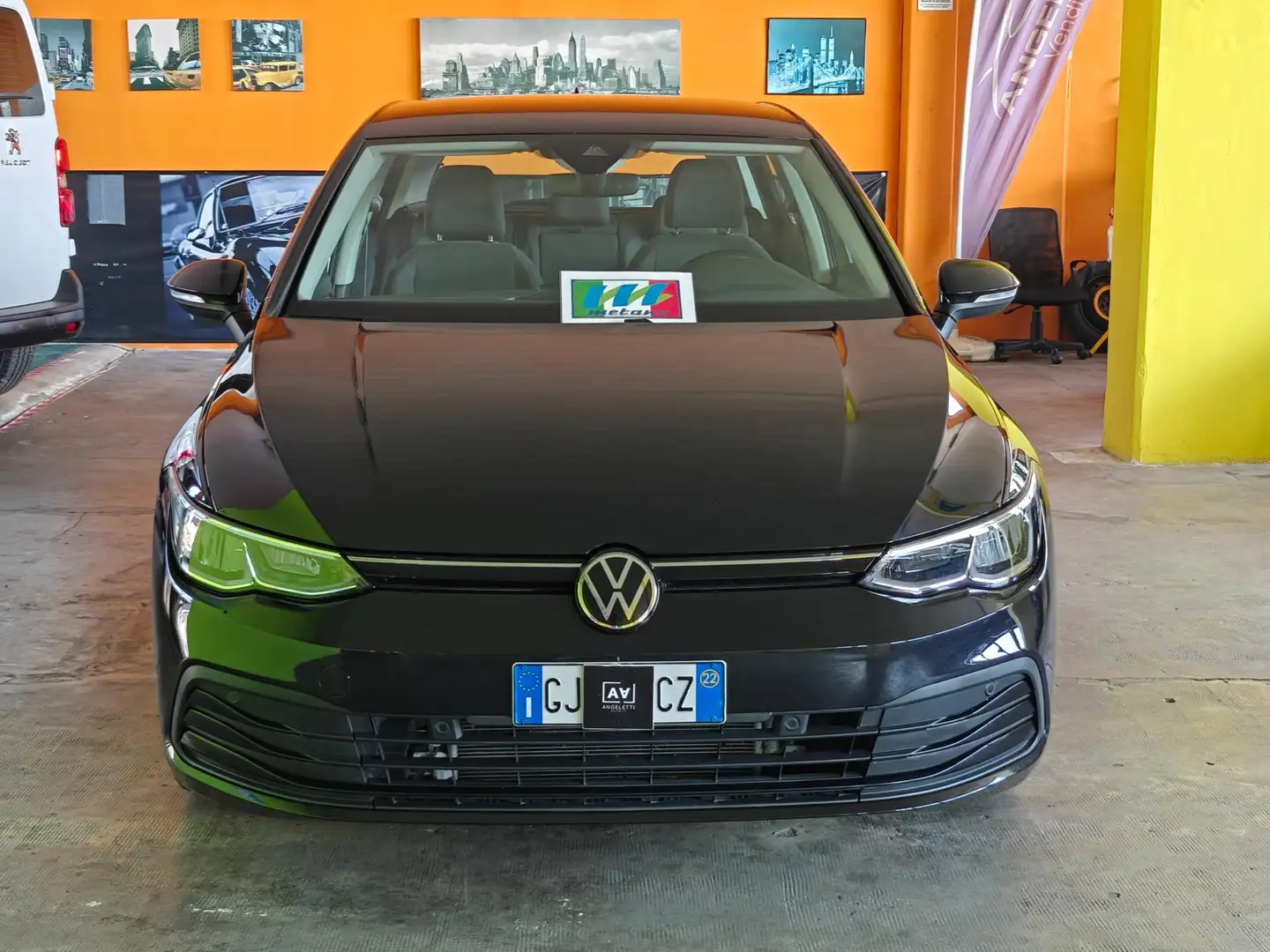Volkswagen Golf 1.5 tgi Life 130cv dsg Zwart - 2