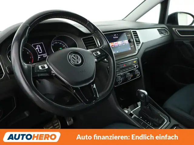 Volkswagen Golf view 11