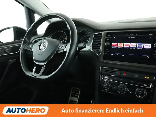 Volkswagen Golf view 13