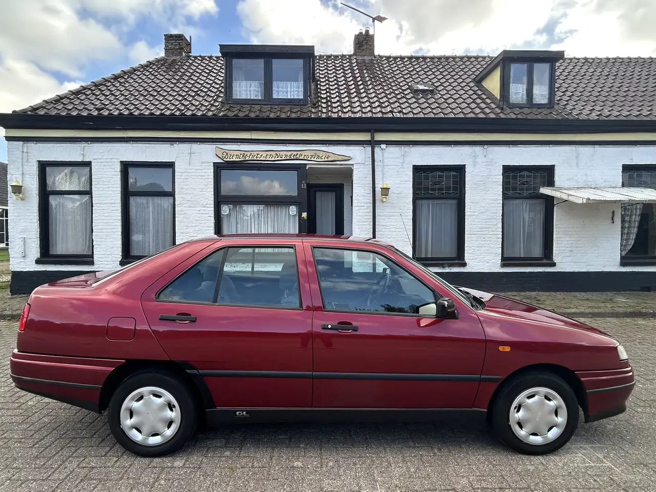 SEAT Toledo 1.8 GL 66kW, foto 1