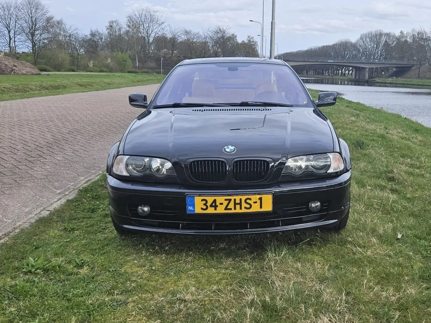 BMW 323 Fekete - 2