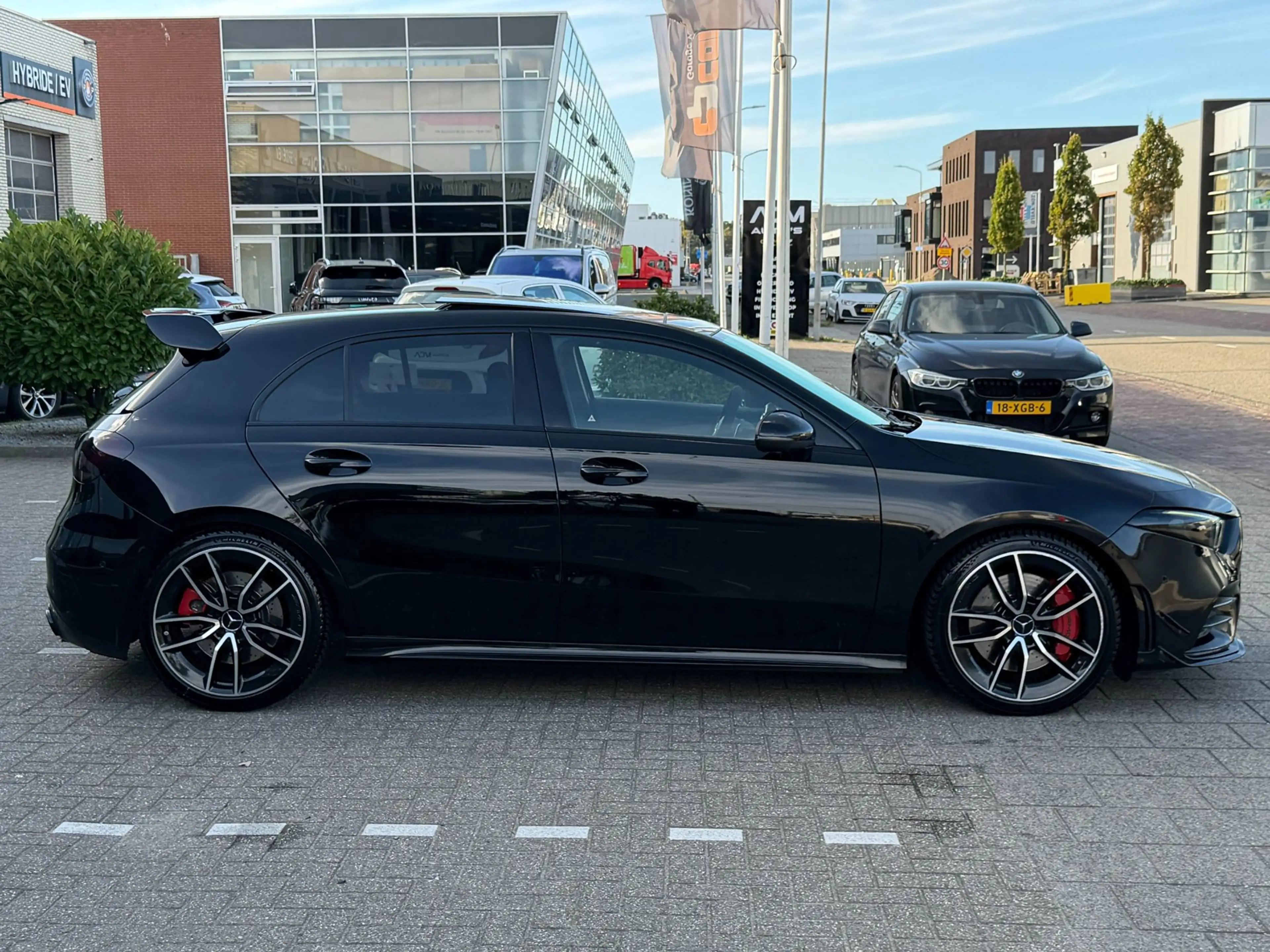 Mercedes-Benz A 35 AMG 4MATIC Edition 1 — photo 13