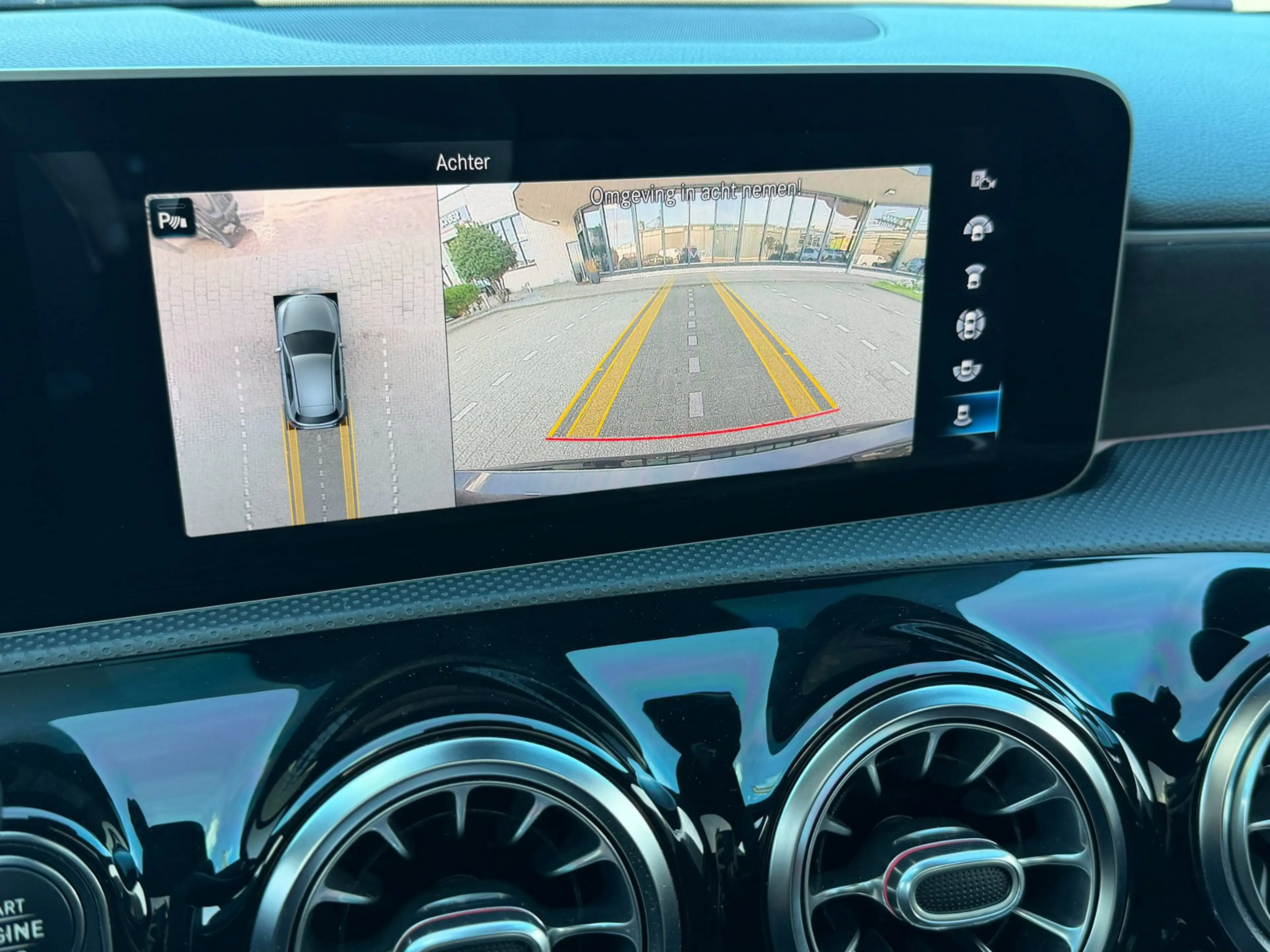 Mercedes-Benz A 35 AMG 4MATIC Edition 1 — photo 6