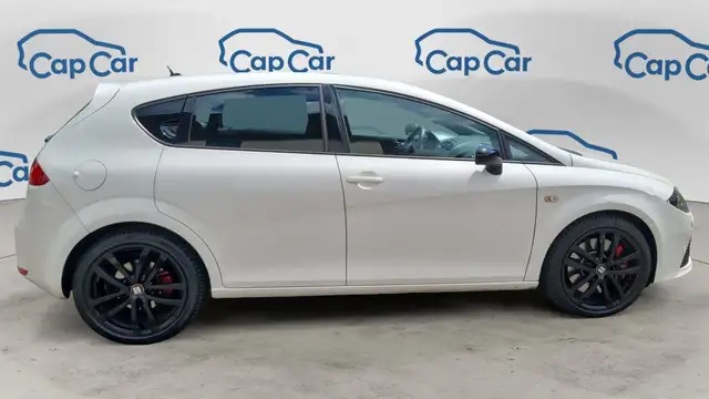 Seat Leon view 4