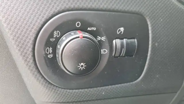Seat Leon view 13