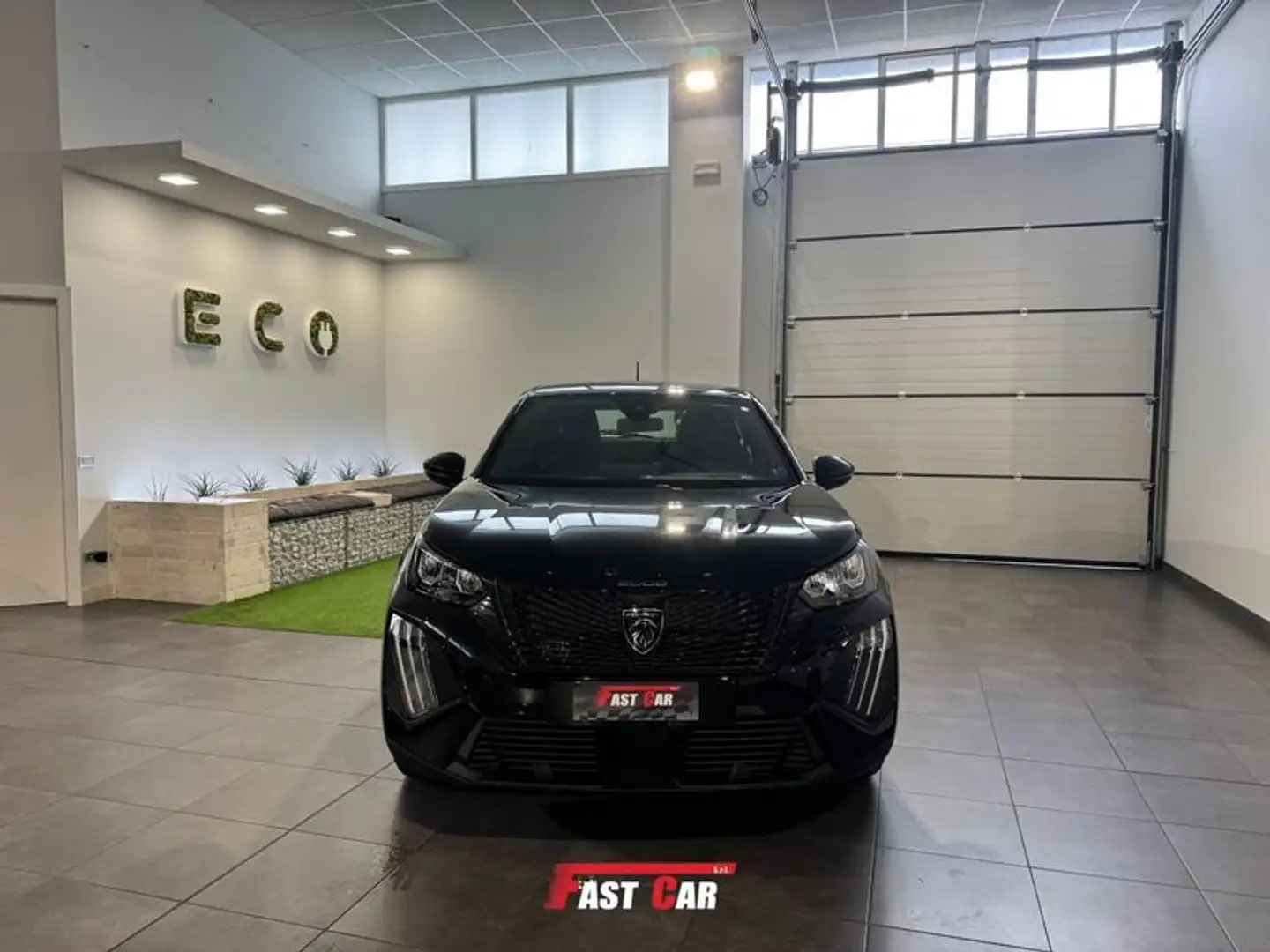 Peugeot 2008 PureTech 100 S&S Active Černá - 2