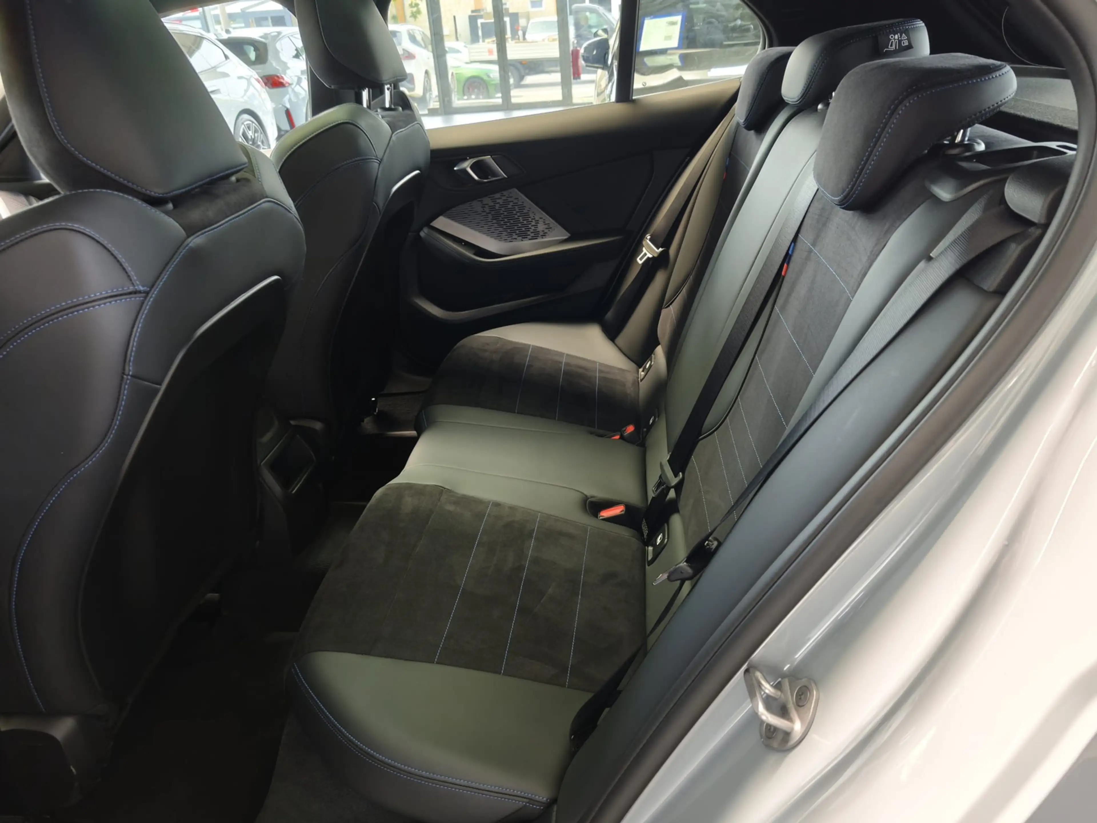 BMW 120 i M Sport PANO/Dr.As+/19"/ACC — photo 15