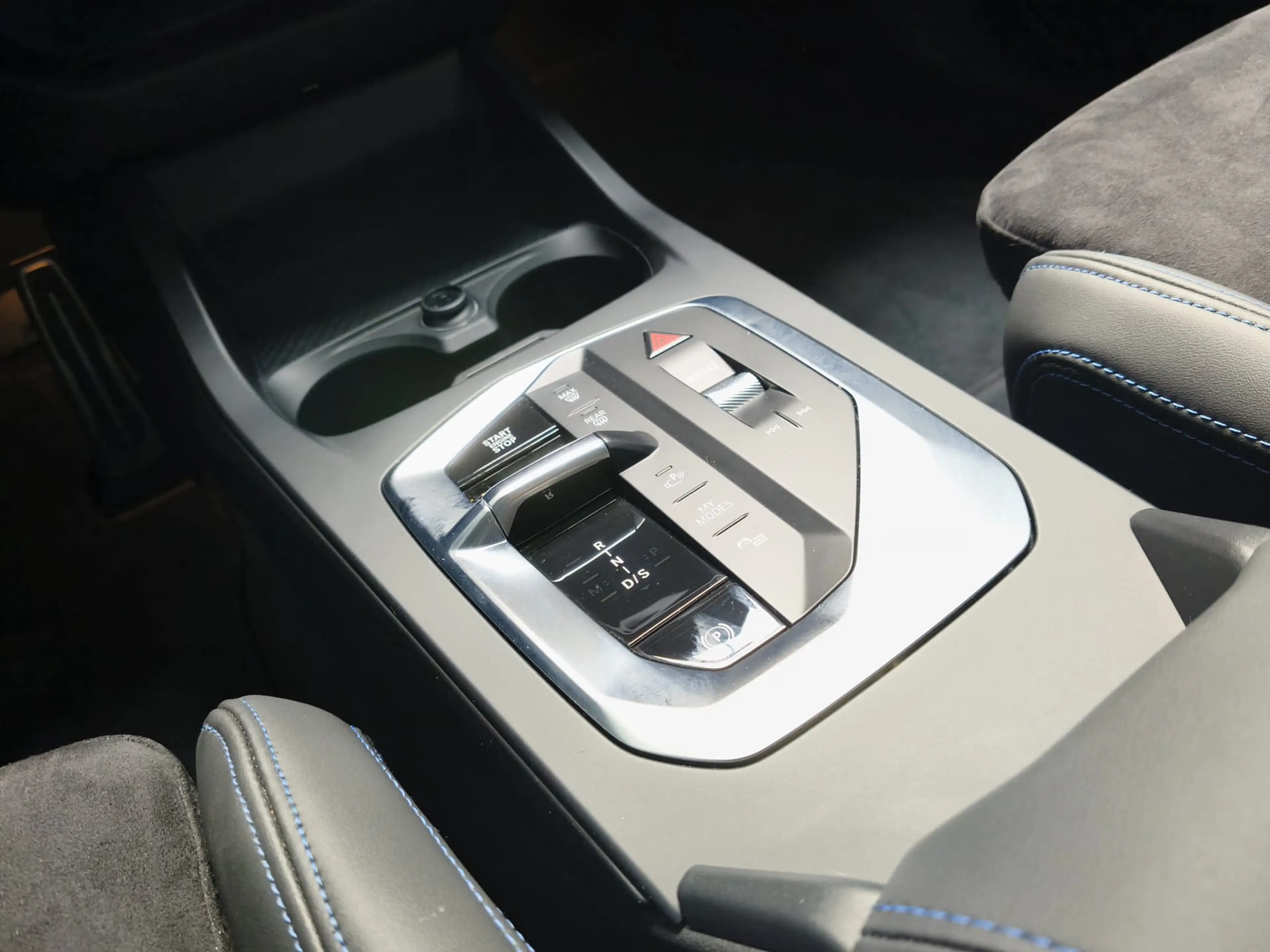 BMW 120 i M Sport PANO/Dr.As+/19"/ACC — photo 12