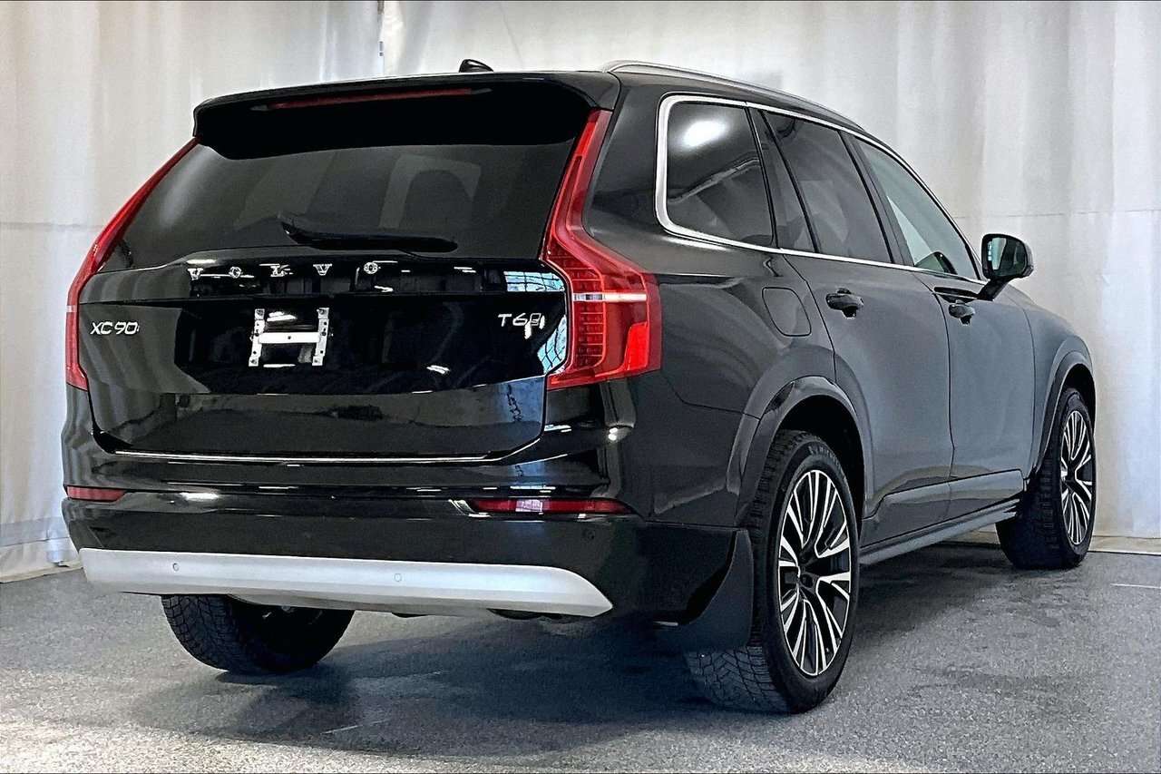 2022 Volvo XC90 MOMENTUM ADVANCED - CLIMATE - 20'' WHEELS / AVANCÉ alt 2
