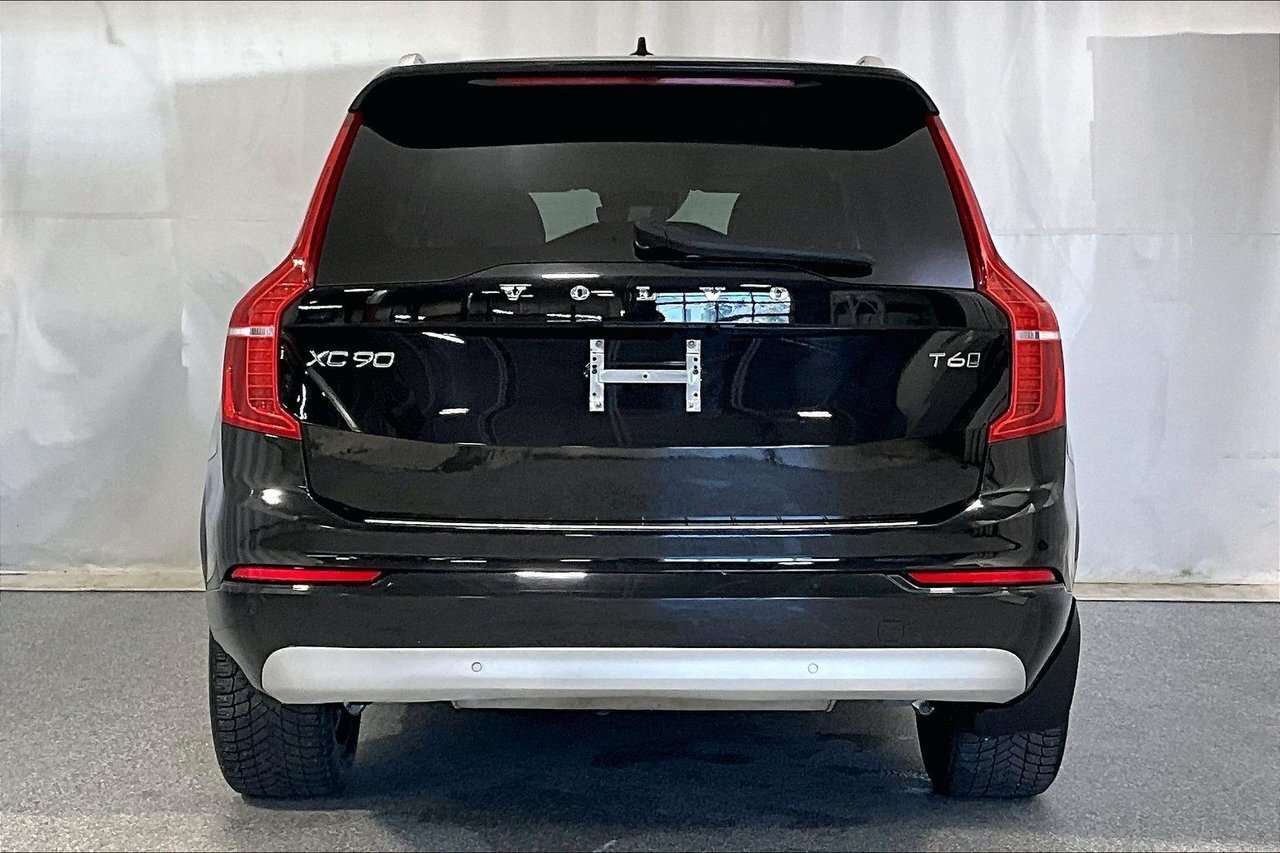 2022 Volvo XC90 MOMENTUM ADVANCED - CLIMATE - 20'' WHEELS / AVANCÉ alt 4