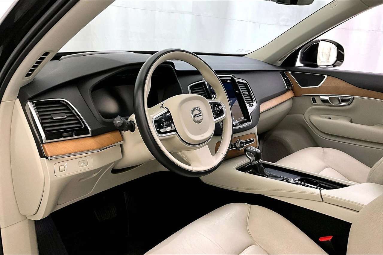 2022 Volvo XC90 MOMENTUM ADVANCED - CLIMATE - 20'' WHEELS / AVANCÉ thumb 13