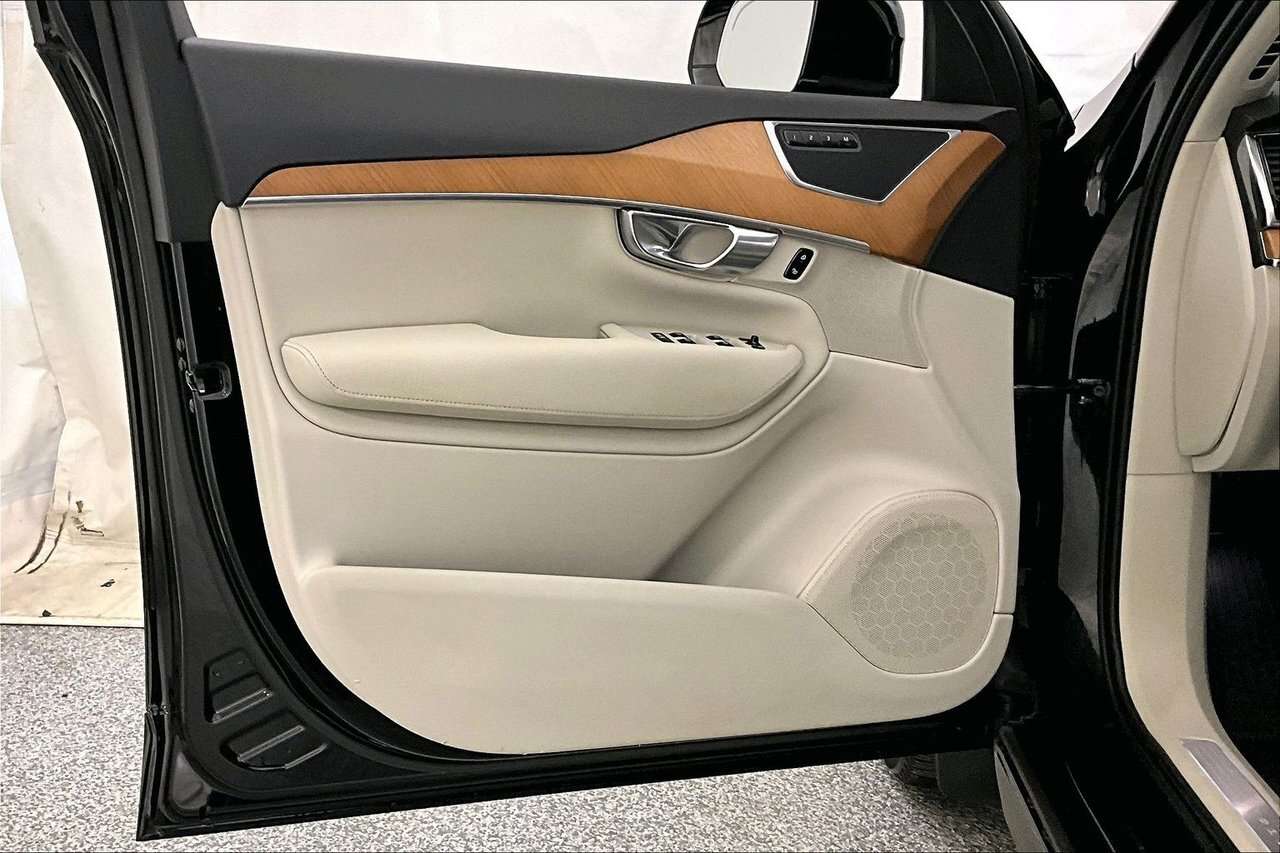 2022 Volvo XC90 MOMENTUM ADVANCED - CLIMATE - 20'' WHEELS / AVANCÉ thumb 18