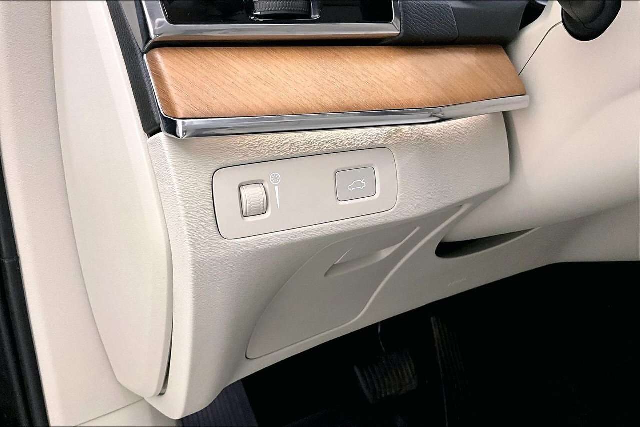 2022 Volvo XC90 MOMENTUM ADVANCED - CLIMATE - 20'' WHEELS / AVANCÉ thumb 26