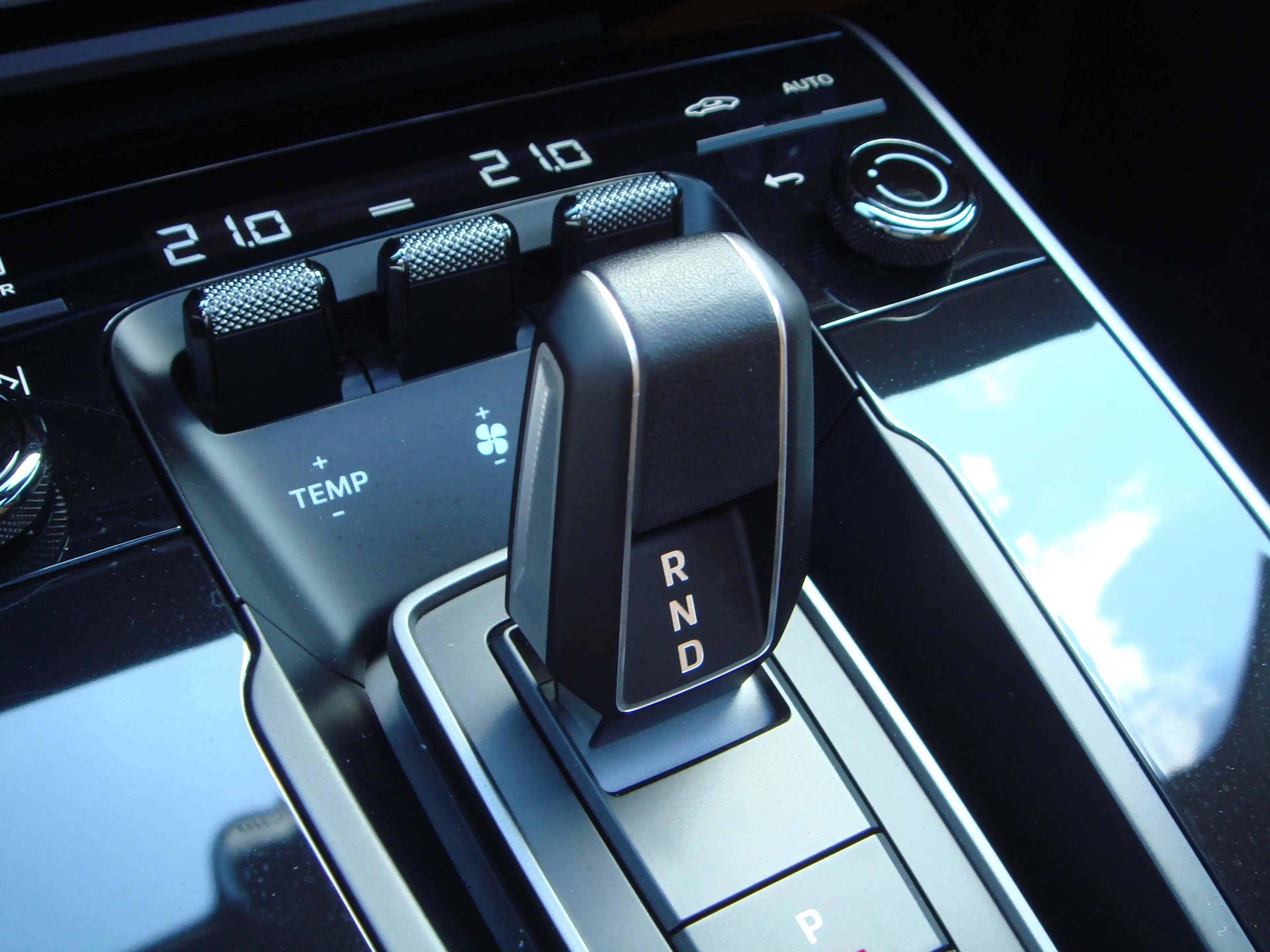 Porsche 911 992 CARRERA GTS * LEDER EXCLUSIVE MANUFATUR * PANO * BOSE * SLECHTS 20 000 KM !! — photo 14