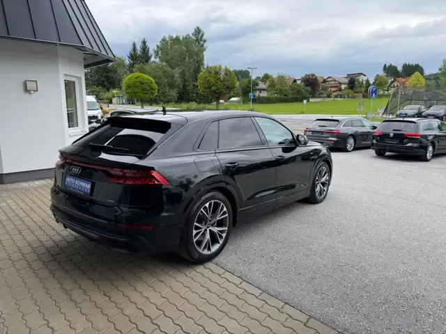 Audi Q8 50 TDI quattro *LUFT,GLASDACH,AHV S-LINE* Ansicht 4