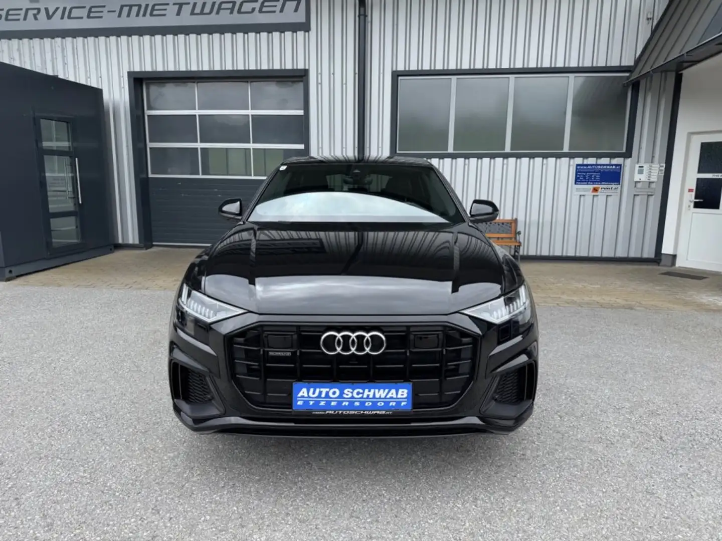 Audi Q8 50 TDI quattro *LUFT,GLASDACH,AHV S-LINE* Schwarz - 2
