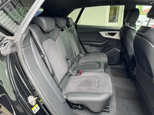 Audi Q8 50 TDI quattro *LUFT,GLASDACH,AHV S-LINE* Ansicht 9
