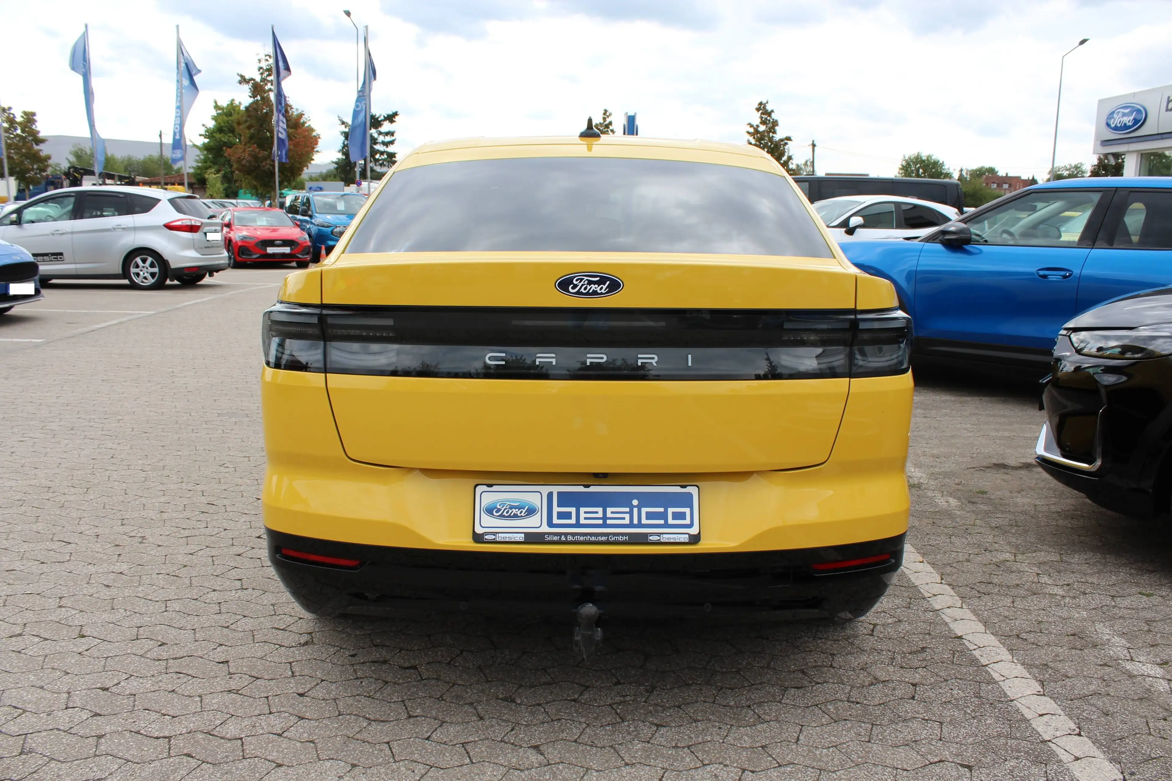 Ford Capri 77kWh Extended Range Heckantrieb*21 Zoll*Anhängerkupplung*Wärmepumpe*Fahrerassistenz Paket*Head Up Display* — photo 3