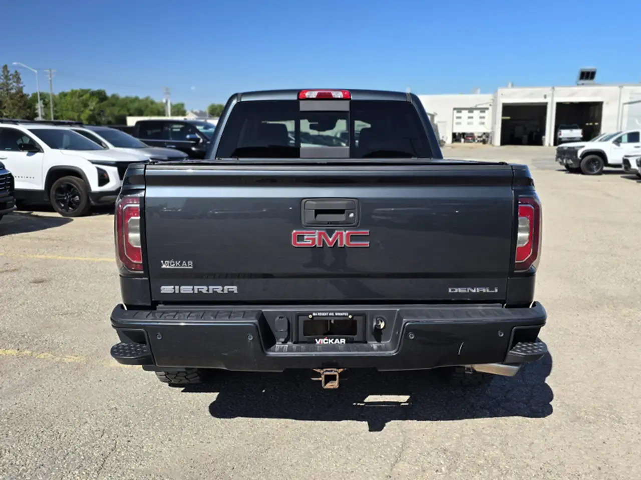GMC Sierra 1500 снимка GMC Sierra 1500