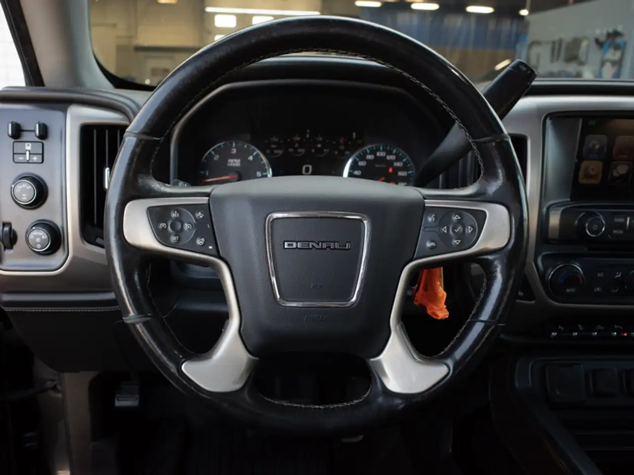 GMC Sierra 1500 снимка GMC Sierra 1500